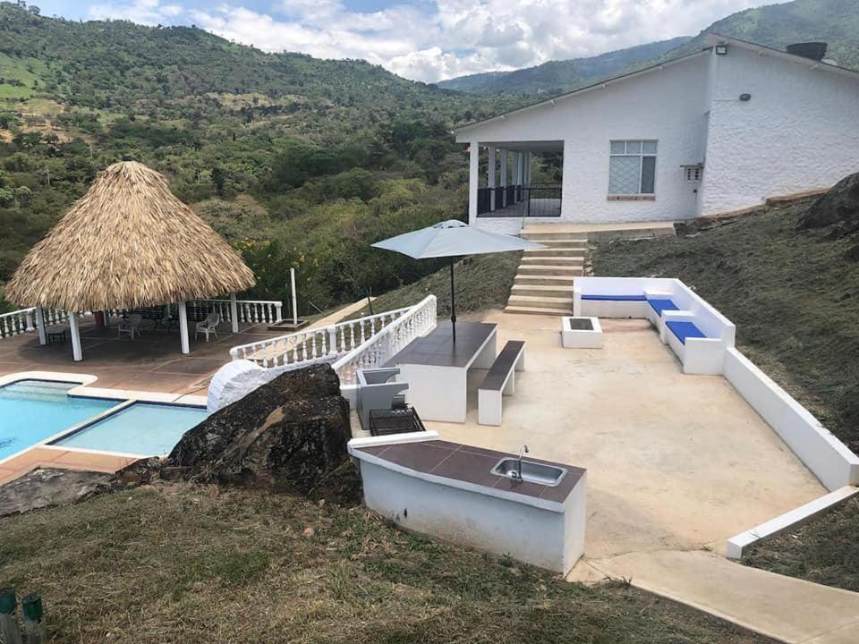 Casa La Felisa Hospedaje Campestre Pandi Cundinamarca Ngoại thất bức ảnh